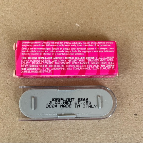 Mary Kay Signature Cheek Color Eggplant New in Box - Picture 3 of 3